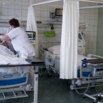Sinkó Eszter:  baj van az állami egészségügyi ellátórendszer teljesítményével
